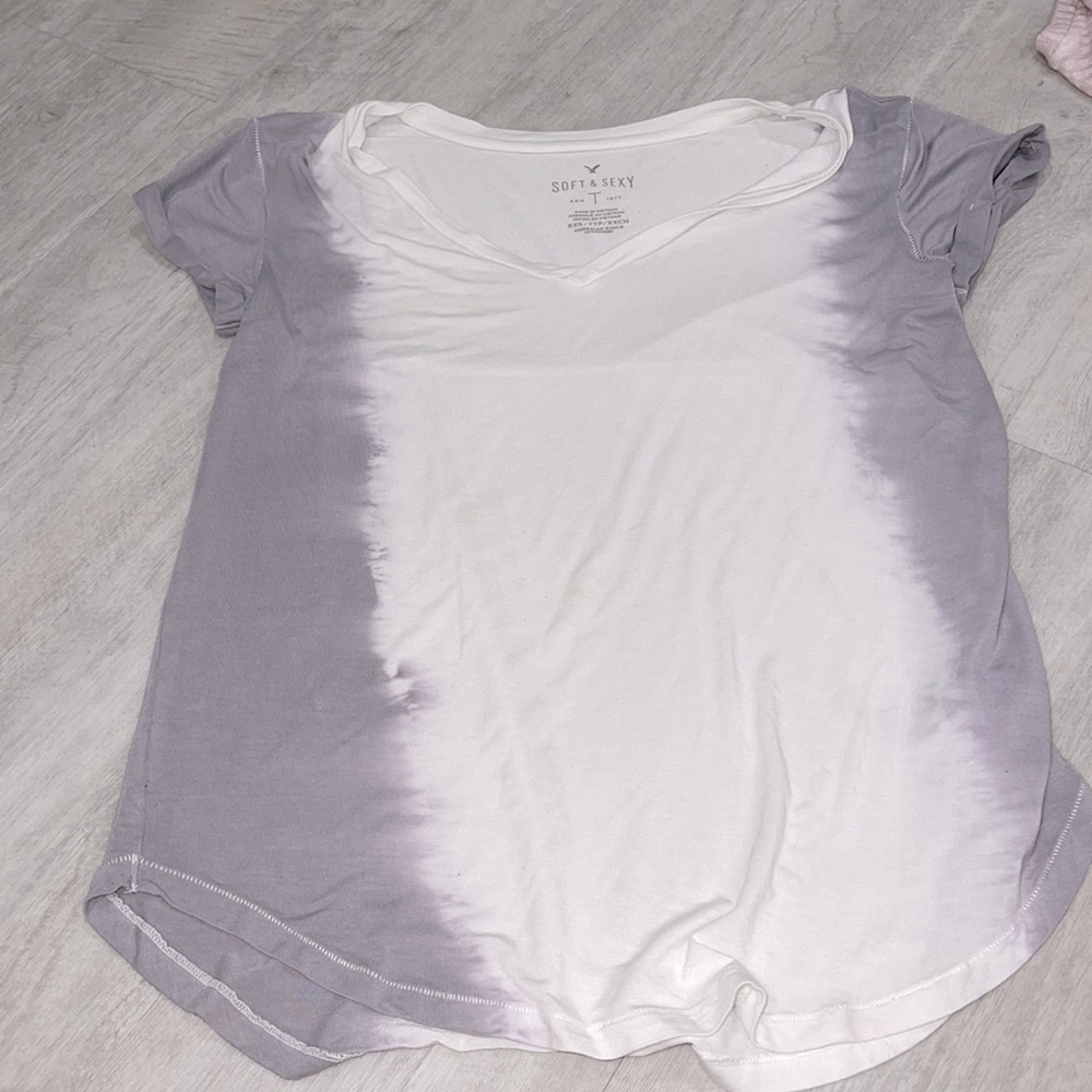 V neck ombré top